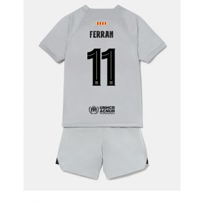 Barcelona Ferran Torres #11 babykläder Tredje Tröja barn 2022-23 Korta ärmar (+ Korta byxor)